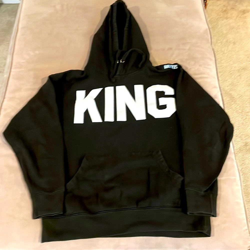 🔥Fire🔥Black Hoodie… KING stitched on the front